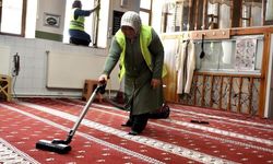 Camilerde bayram  için hazırlık yapıldı