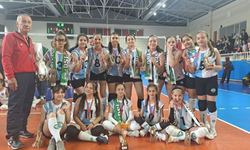 Mini Kızlar Voleybol İl Birinciliği’nde Şampiyon Yıldızspor