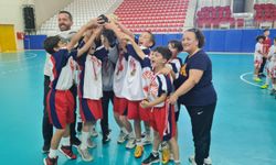 Futsal Küçük Kız/Erkek Müsabakaları Sona Erdi