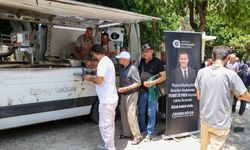 Antalya Büyükşehir Belediyesi’nden Ferdi Zeyrek için lokma dağıtımı