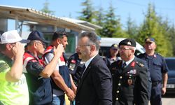 Vali Hüseyin Aksoy'dan Jandarma Uygulama Noktasına Ziyaret