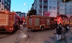 Market yangını paniğe neden oldu: 5 kişi kurtarıldı