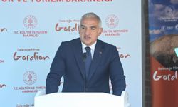 Bakan Ersoy: Ücretsiz Halk Plajlarımız 19’a Yükselecek