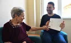 Alzheimer hastaları için dil ve konuşma terapisi uygulanıyor