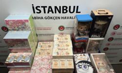 Ticaret Bakanlığı ekiplerinden kaçak oyuncak ve telefon operasyonu