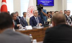 "8. Dönem Toplu Sözleşme Görüşmeleri" Hazırlık Toplantısına Başkanlık Etti