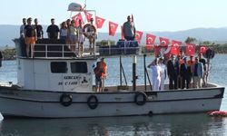Yağlı direk yarışı nefes kesti