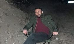 Husumetlisinin silahlı saldırısında hayatını kaybetti.