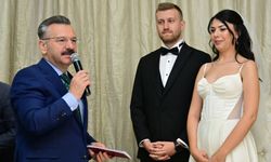 Vali Aksoy, polis memurunun kızının nikah şahidi oldu