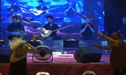 TRT Sanatçısına Konserde Dron Çarptı