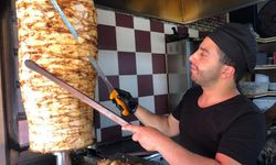 Eskişehir’de Dönerci Sıcakta Mücadele Veriyor