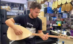 Eskişehir'de bağlama, her yaştan ilgi görüyor