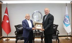 Başkan Büyükkılıç'a hizmet teşekkürü