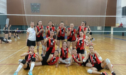 Eskişehir Voleybol İl Karması Namağlup Yarı Finallerde!