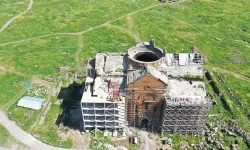 Anadolu'da ilk cuma namazının kılındığı "Fetih Camii" onarılıyor