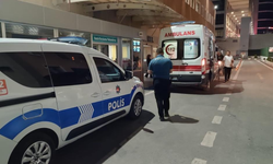 Bıçaklı saldırıya uğrayan esnaf ağır yaralandı