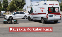 Otomobille çarpışan motosikletteki iki kişi yaralandı