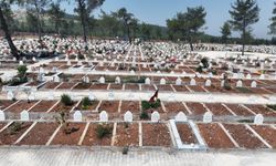 Büyükşehir Mezarlıklarda Bakım ve Düzenleme Çalışmalarını Sürdürüyor