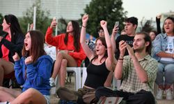 Plaj voleybolunda heyecan dolu anlar