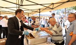 Çavuşoğlu’ndan aşure ikramı