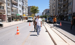 Başkan Çavuşoğlu otobüs yolu uygulamasını inceledi