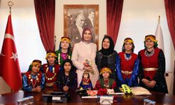 Yöresel kıyafetleriyle  kültürlerini tanıttılar