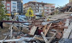 İzmir İtfaiyesi Balıkesir’de Görev Başında