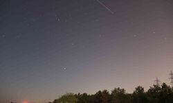 Perseid meteor yağmuru  görsel şölen oluşturdu