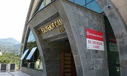 Dünyada bir benzeri olmayan cami görüntüsüyle dikkat çekiyor