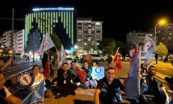 Eskişehir Sağlık-Sen Üyeleri 112 Dakikalık Oturma Eylemi Gerçekleştirdi