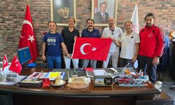Esdag Dağcıları Ağrı Zirvesinde Türk Bayrağını Dalgalandırdı