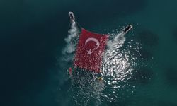Ölüdeniz JAK Timinden coşkulu Zafer Bayramı kutlaması