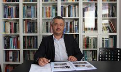 “DEPREMİN SİYASETE ALET EDİLMEMESİ GEREKİYOR”