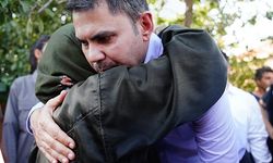 Bakan Kurum, Sındırgı'da depremde hasar gören köyleri ziyaret etti