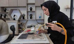 Çapa yapan eller artık gümüşe şekil veriyor