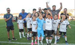 Eskişehir Kolej U10 Şampiyonu Oldu