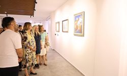 Kesişen İzler Sergisi Sanat Sokağı'nda açıldı