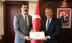 Rektör Adıgüzel Afyon ve Kütahya’da üniversite ziyaretleri gerçekleştirdi
