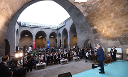 Gençlik buluşmasında söz gençlerdeydi