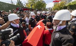 İzmir’in şehitlerine veda