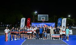 3x3 Streetball İzmir Cup 2025’te ödüller sahiplerini buldu