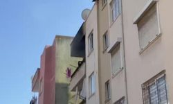 Kiracı evi ateş verdi, mahalleli tepki gösterdi
