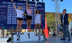 3. Uluslararası Ayvalık Yarı Maratonu tamamlandı