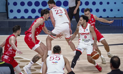 12 Dev Adam Yarı Final'e Yükseldi