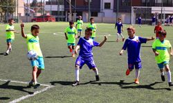 Odunpazarı Belediyesi’nden çocuklara futbol kış okulu