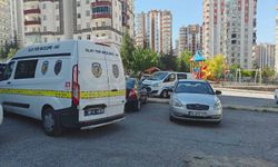 Bıçaklanan bina görevlisi hayatını kaybetti