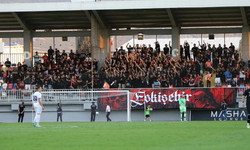 Es Es Taraftarı İzmir’de Takımının Yanında