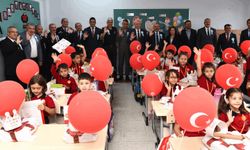 Öğrenciler ders başı yaptı