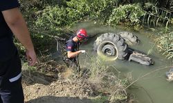 Sulama kanalına devrilen traktörün sürücüsü hayatını kaybetti