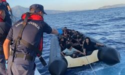 Yunanistan'ın geri ittiği düzensiz göçmenler kurtarıldı